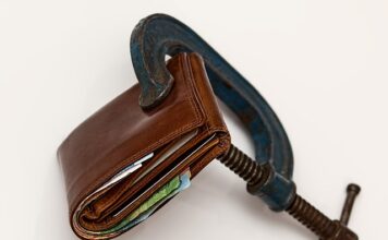 Ile wynosi rata kredytu na 250 tysięcy? Ile wynosi rata kredytu na 250 tysięcy?
