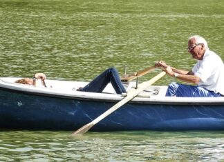 Czy hurtownią może sprzedać osobie fizycznej?