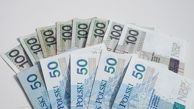 Jakie zarobki na kredyt 20 tys? Jakie zarobki na kredyt 20 tys?